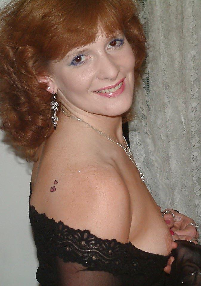 10P Exotic Mature Women 49