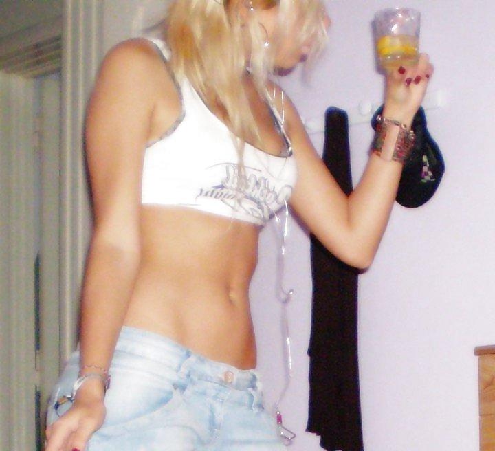 23P Another hot Portuguese Teen