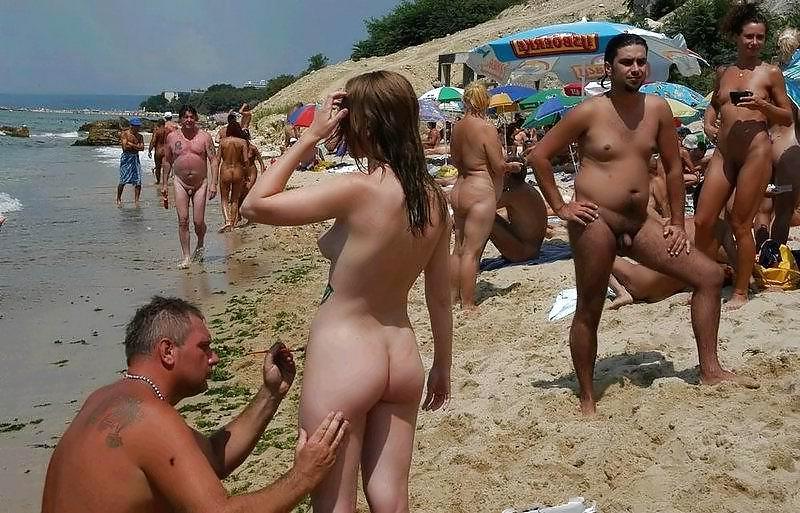 25P (.)-(.) I am an exhibitionist