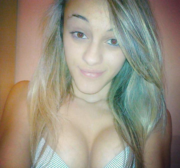 18P Italian girl: Roberta
