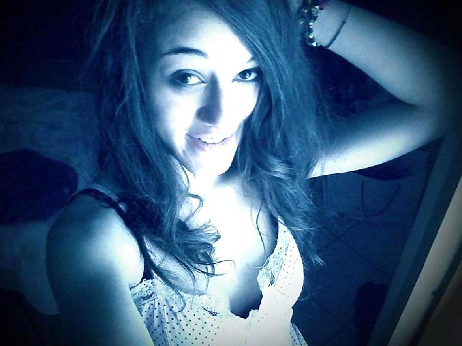 18P Italian girl: Roberta