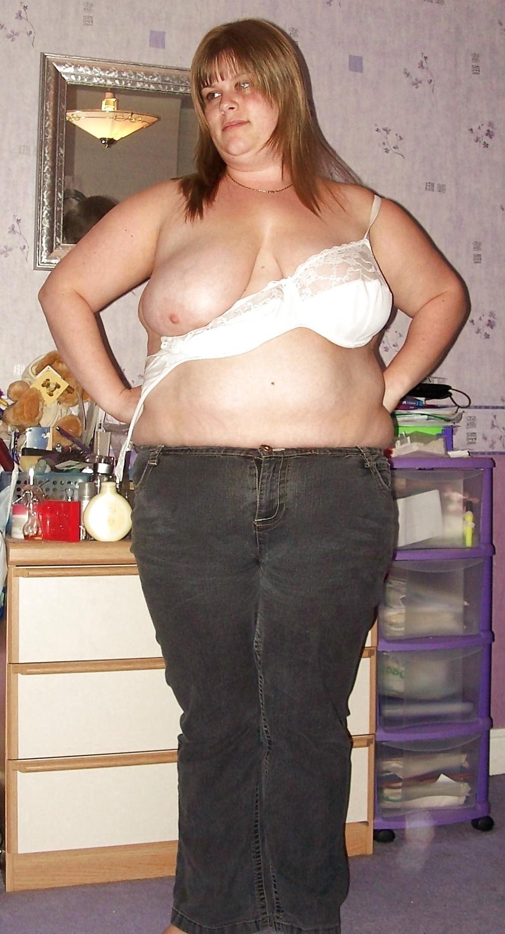 20P Saggy tits 77.