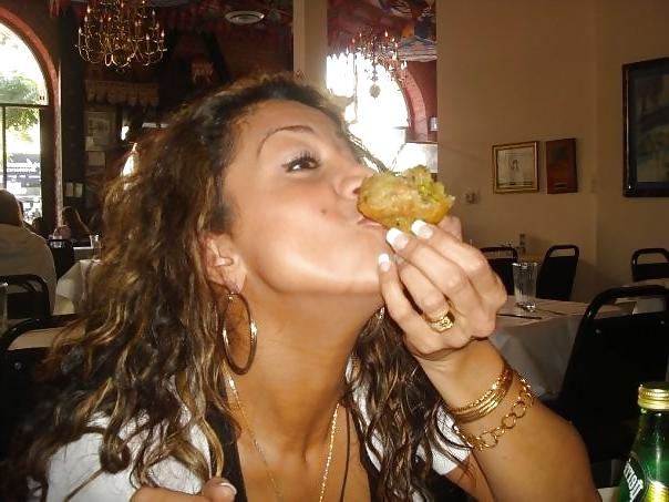 25P Persian Slut Mom Sanaz