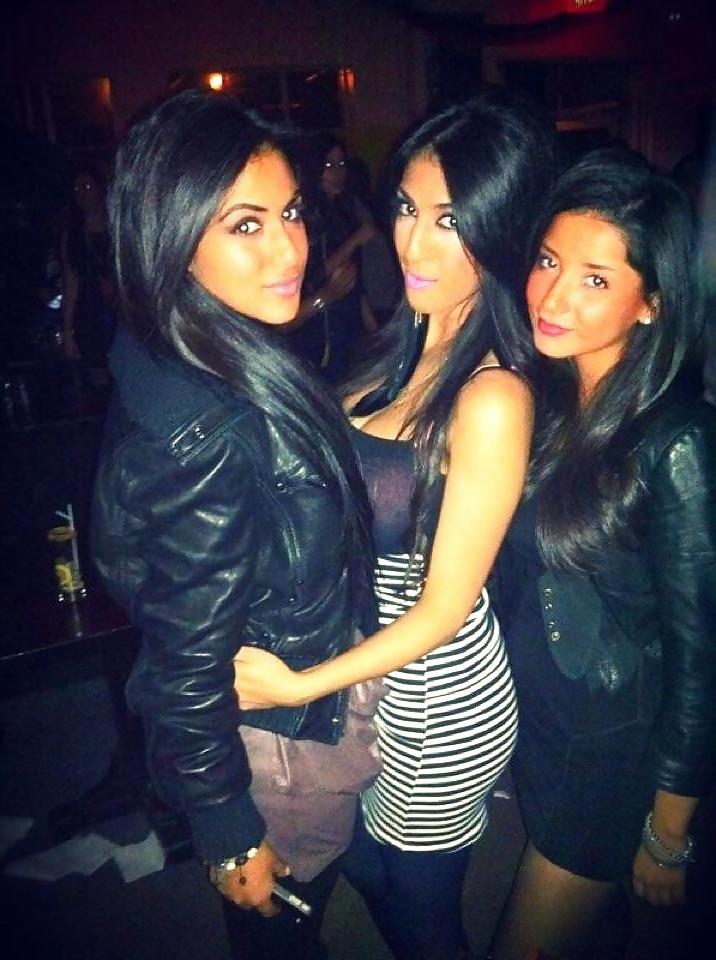25P Iranian Teen Slut Niloofar