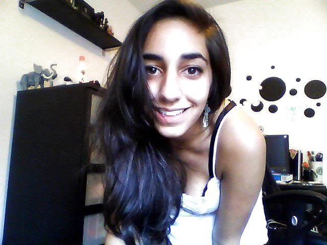25P Iranian Teen Slut Dorsa 