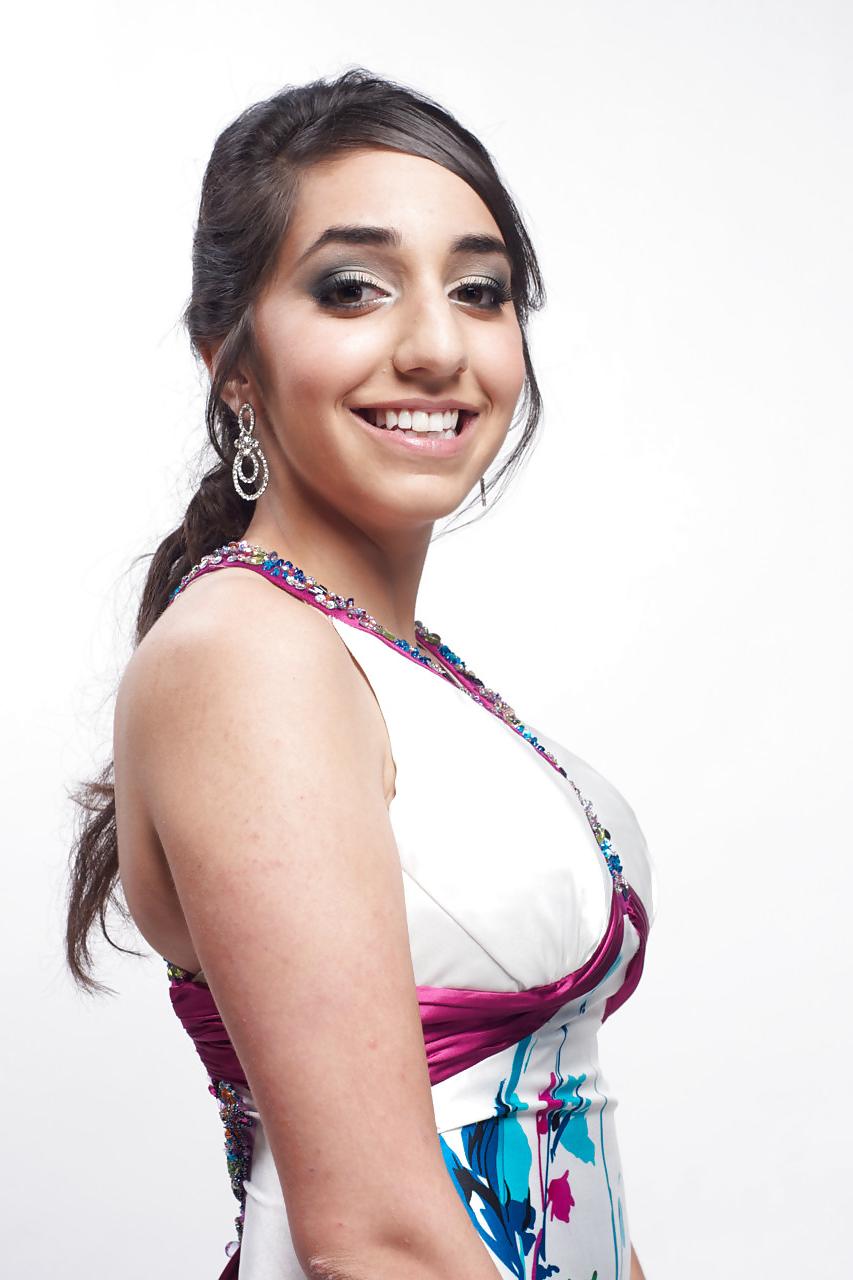 25P Iranian Teen Slut Dorsa 
