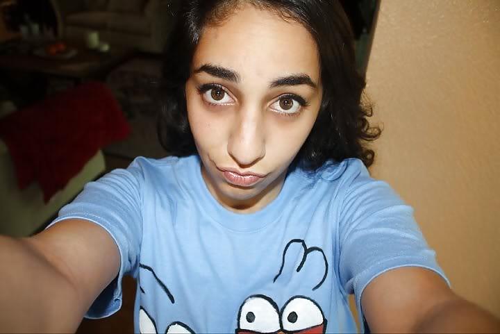 25P Iranian Teen Slut Dorsa 