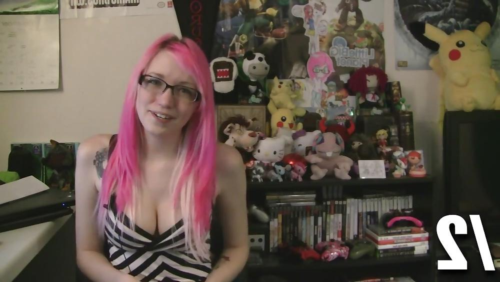 14P Youtube Gamer Slut Panser(TradeChat)
