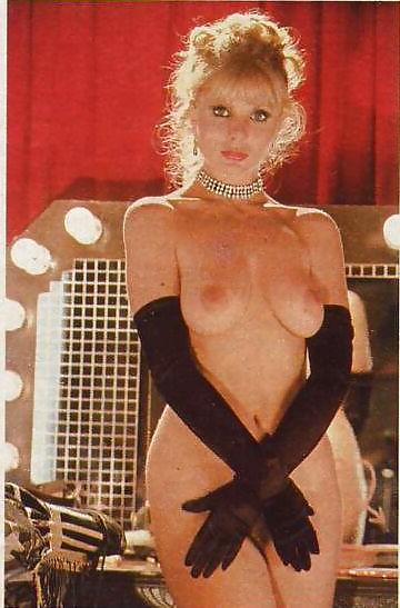 25P More vintage blonde babes