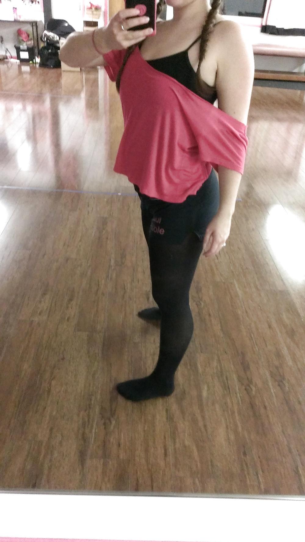 12P Submissive Slutty dancer