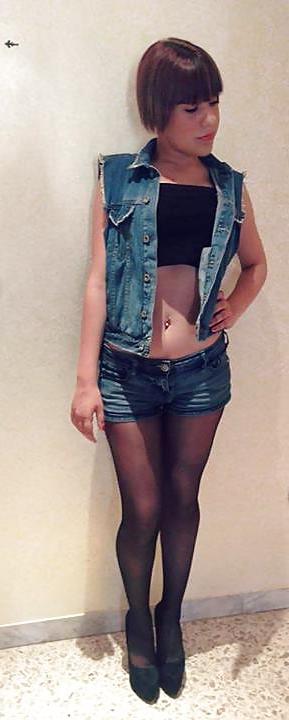 19P Italian girl: lucy