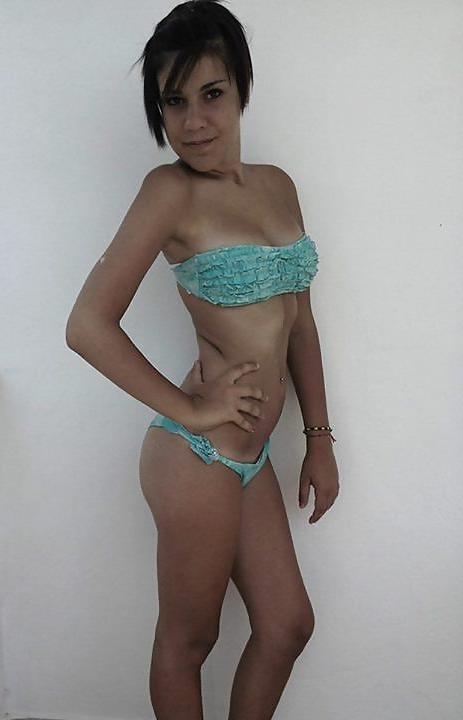 19P Italian girl: lucy