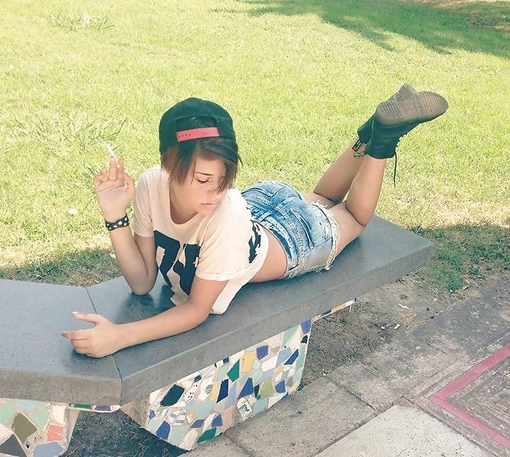 19P Italian girl: lucy