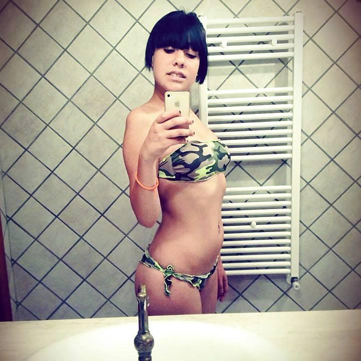 19P Italian girl: lucy