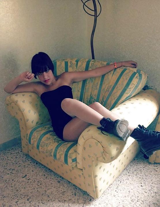 19P Italian girl: lucy