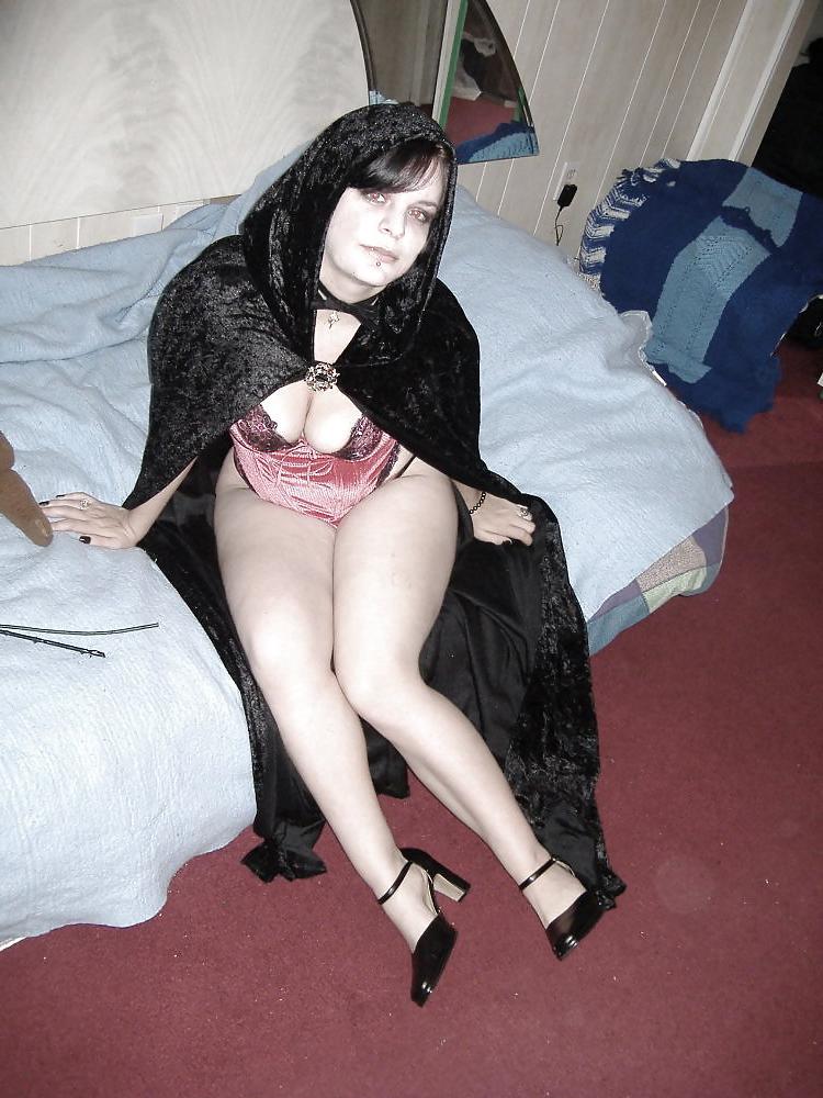 25P Bekah Hardcore Posing