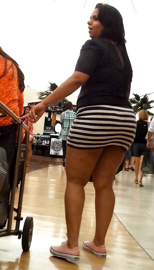 16P SUPER Thick CULONA Latina Mom THUNDER THIGHS !!!