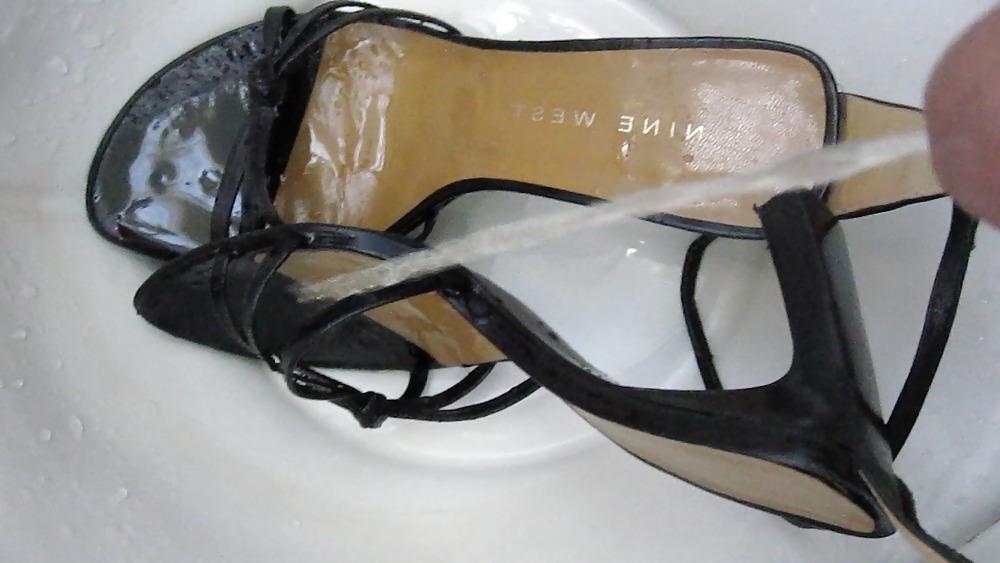 11P Nine West Heels Goodwill Bound