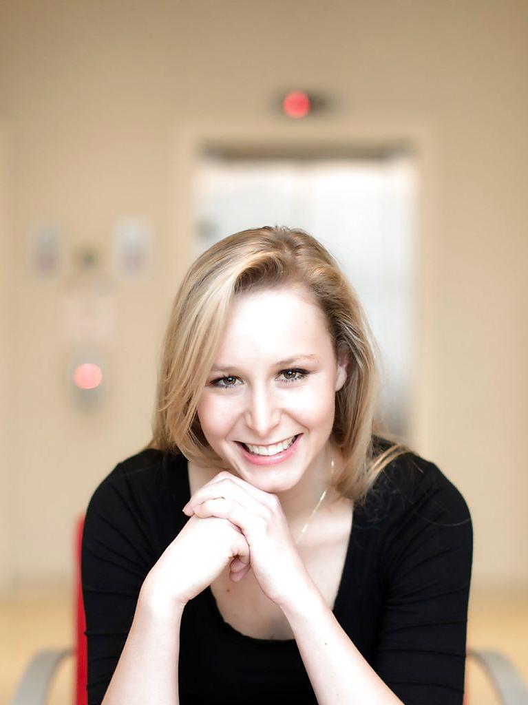 25P Marion Marechal-Le Pen is hot!