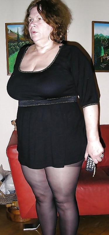 16P BBW and Mature 61 by Searcher1957