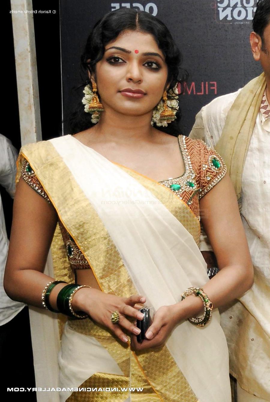 25P Hot Face-Rima Kallingal