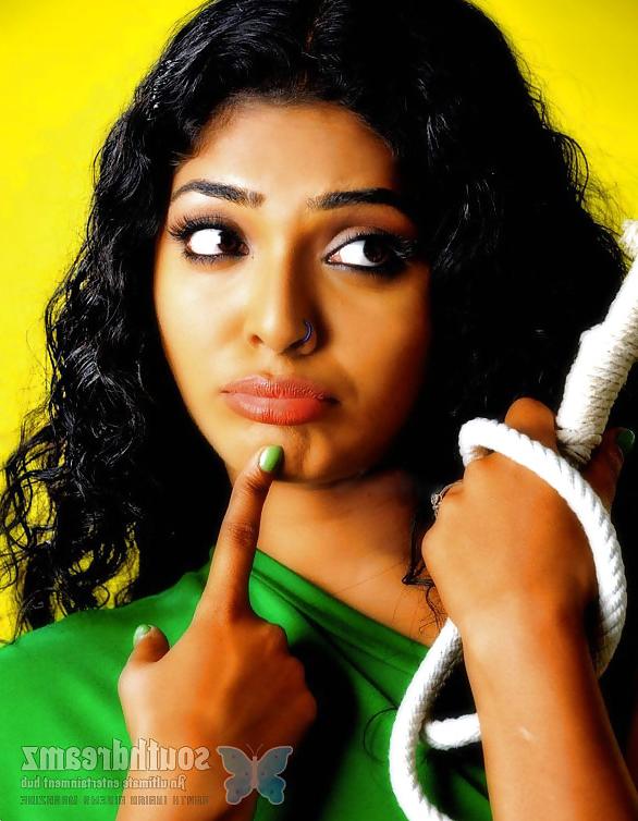 25P Hot Face-Rima Kallingal