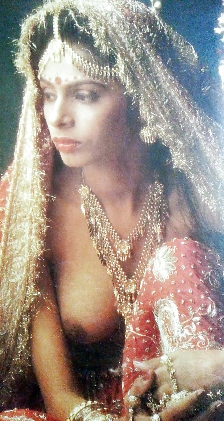 25P Indian Vintage Girls