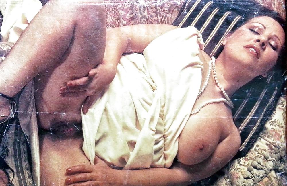 25P Indian Vintage Girls