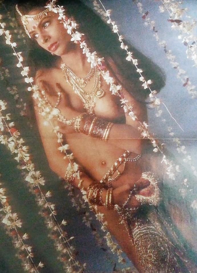 25P Indian Vintage Girls