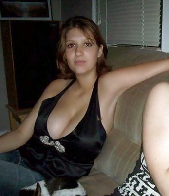 16P Wives that need banging hard