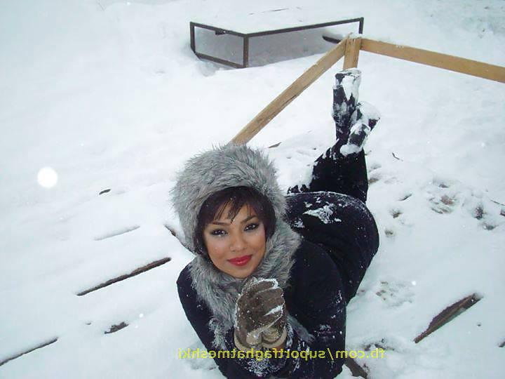 15P Hot Iranian Women Part 2