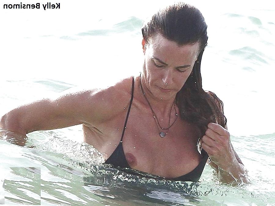 25P A-Z of Celebrity Caps,Stills & oops 149