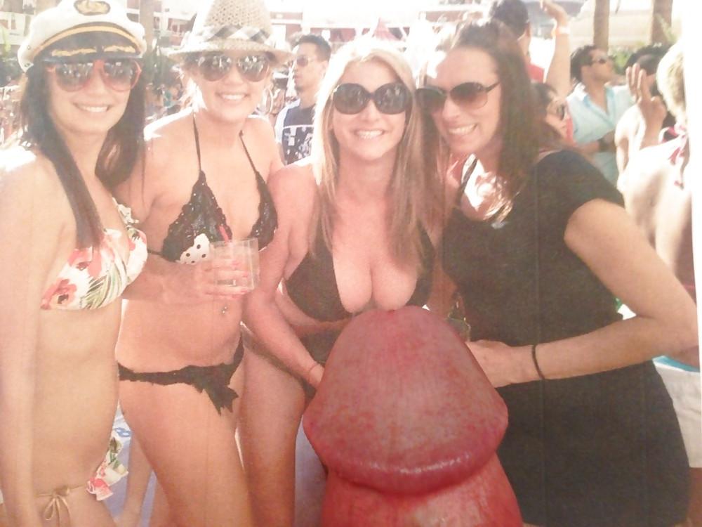 4P Group of hotties in sunglasses