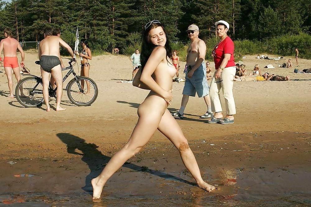 25P O-o I am an exhibitionist