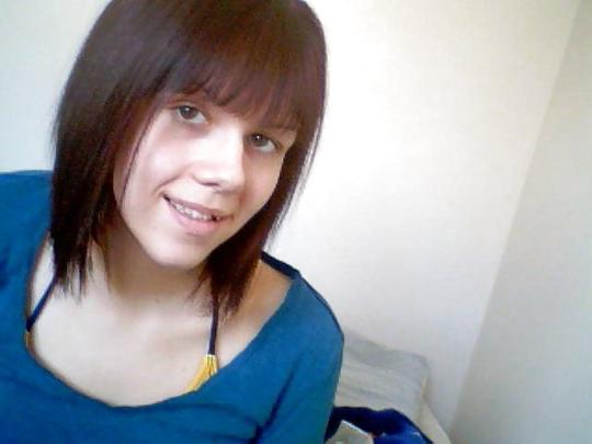 25P Tiny Teen Mom Hottie