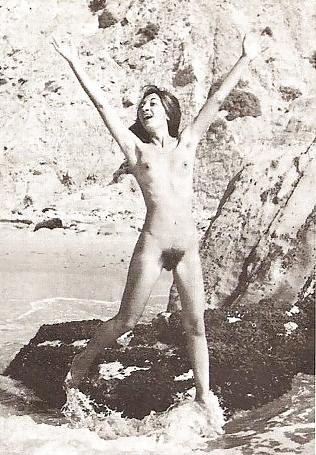 25P Vintage nudists12
