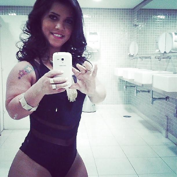 25P She So Sexy