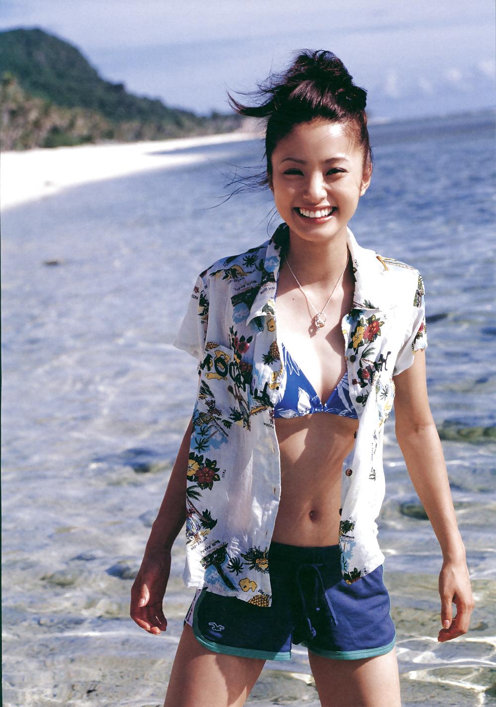 25P Hot Asian Celebrity Naya Ueto