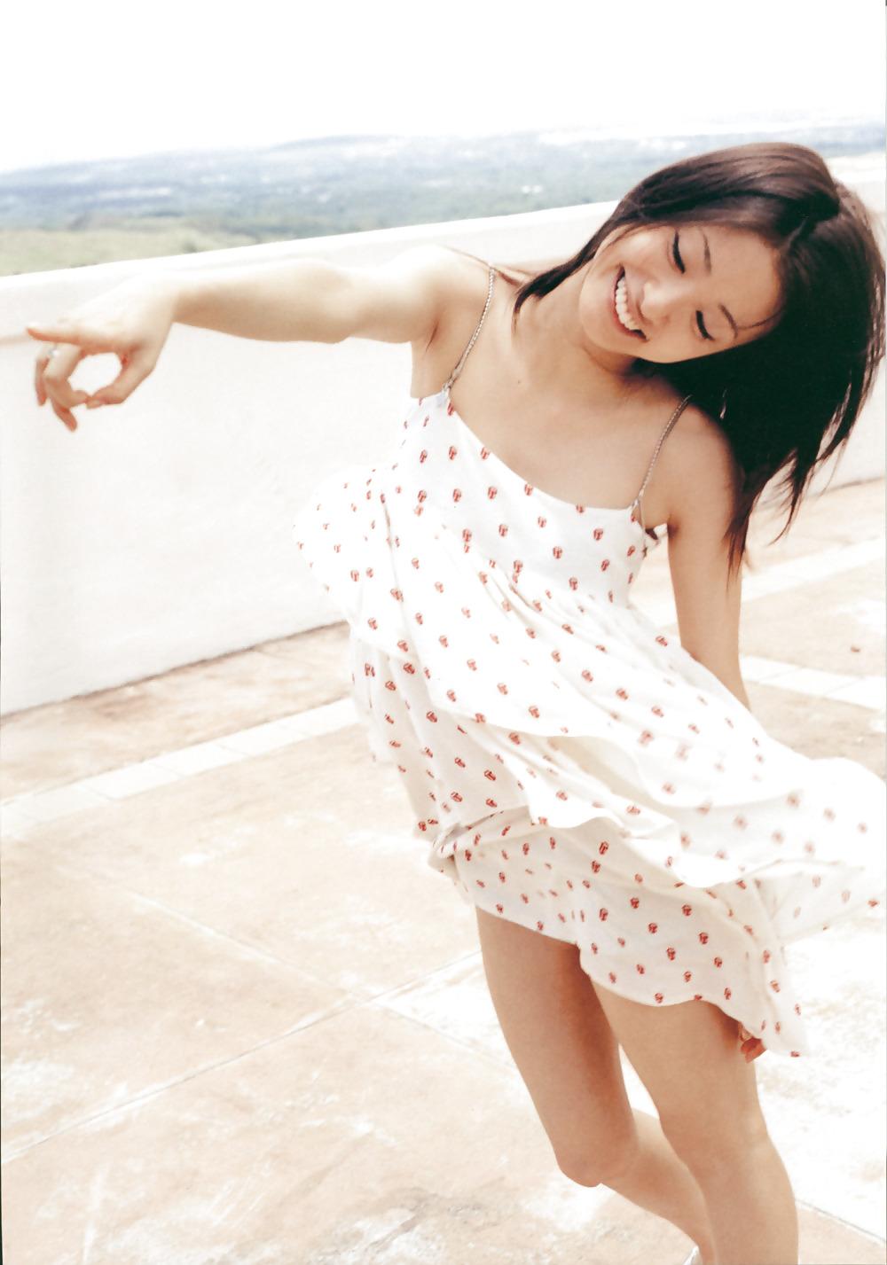 25P Hot Asian Celebrity Naya Ueto