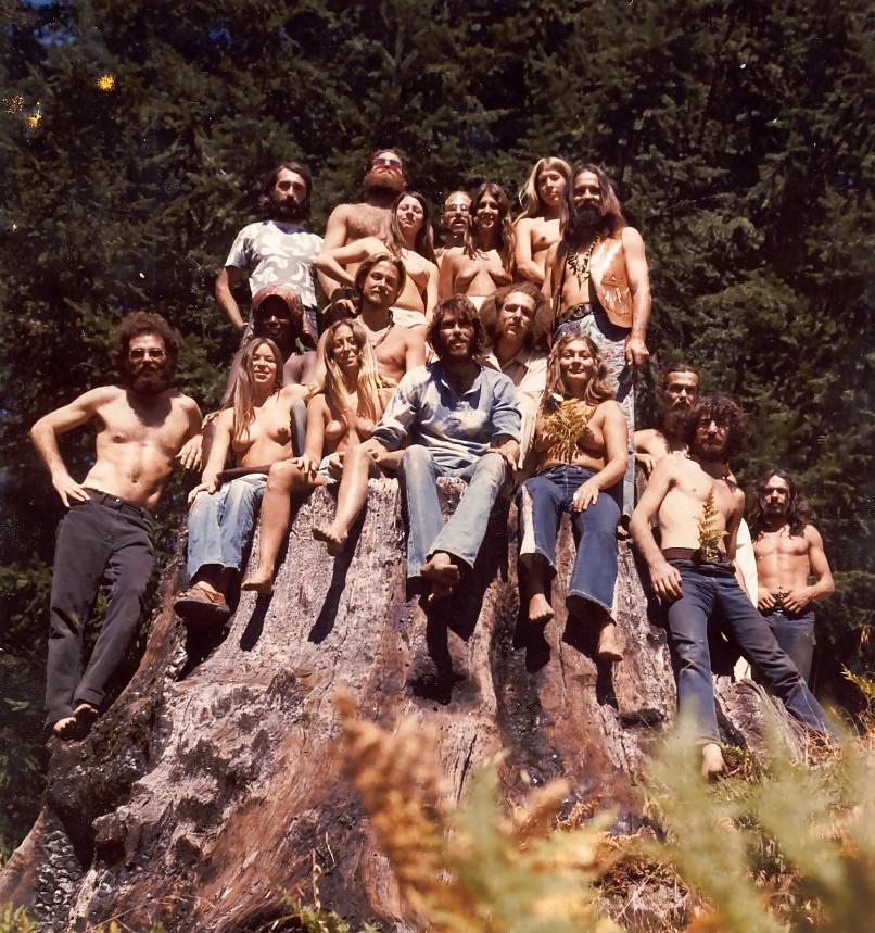 25P Groups Of Naked People - Vintage Edition - Vol. 7