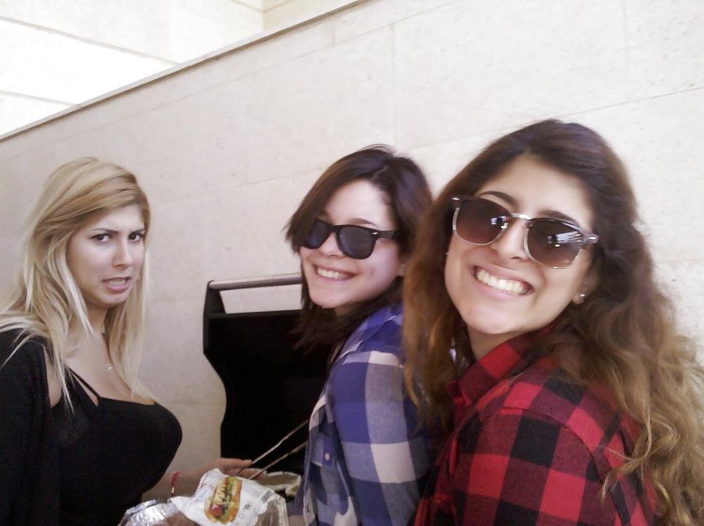 25P Daniella israelienne  aux grosses mamelles part 1