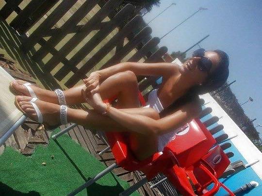 24P Stunning italian bikini teen Michelle Ferrante