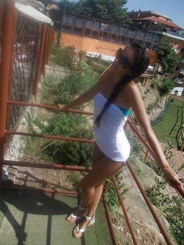 24P Stunning italian bikini teen Michelle Ferrante