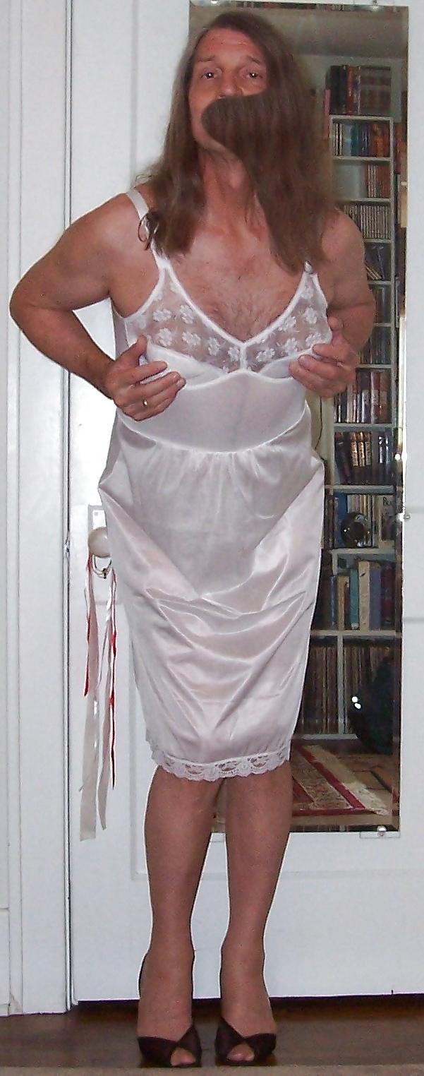 11P Crossdressing: White Slip