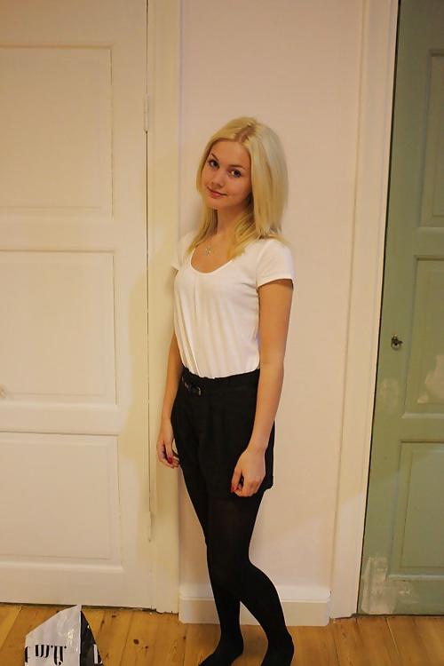 22P Sexy swedish girls