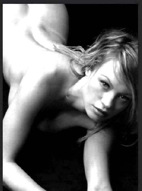 25P Italian Actress Anna Falchi