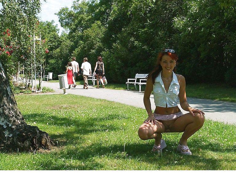 25P Otra chica exhibicionista.