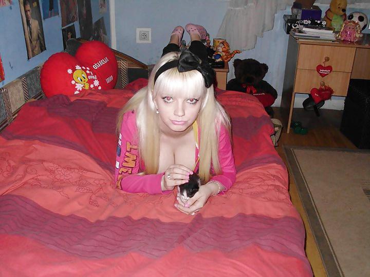 25P Big tits blonde Polish slag whore