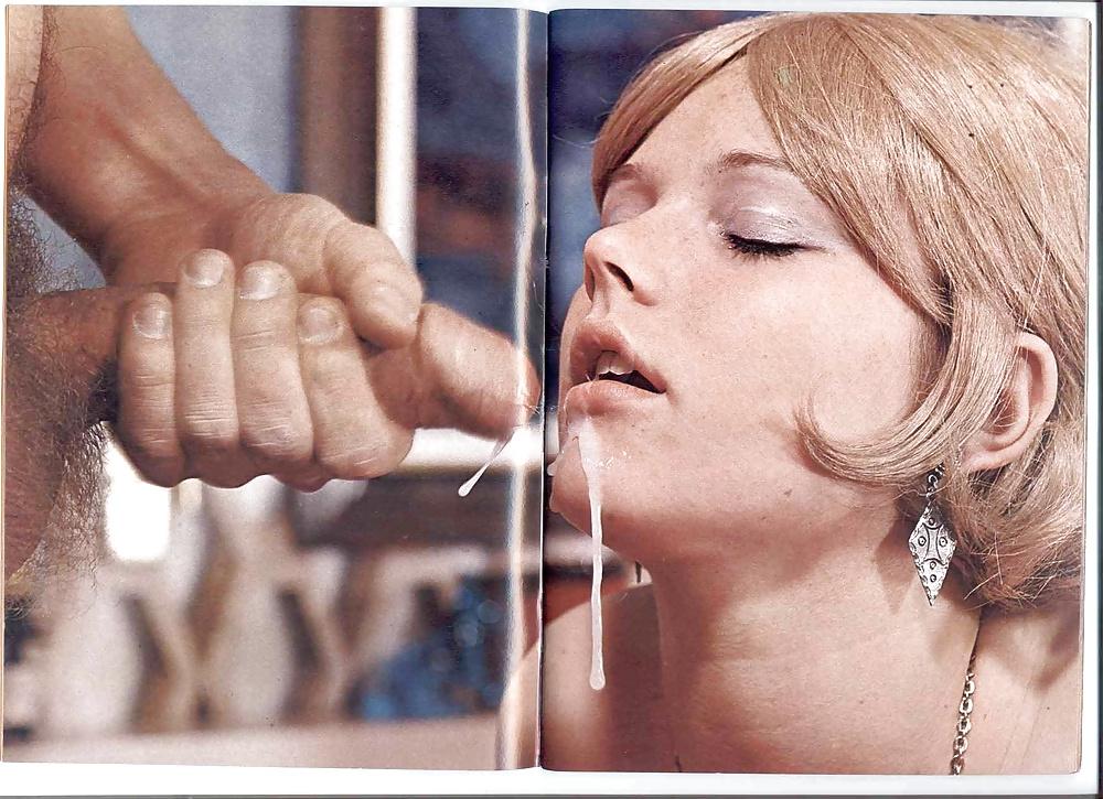 17P Strip Poker - Vintage Mini Mag