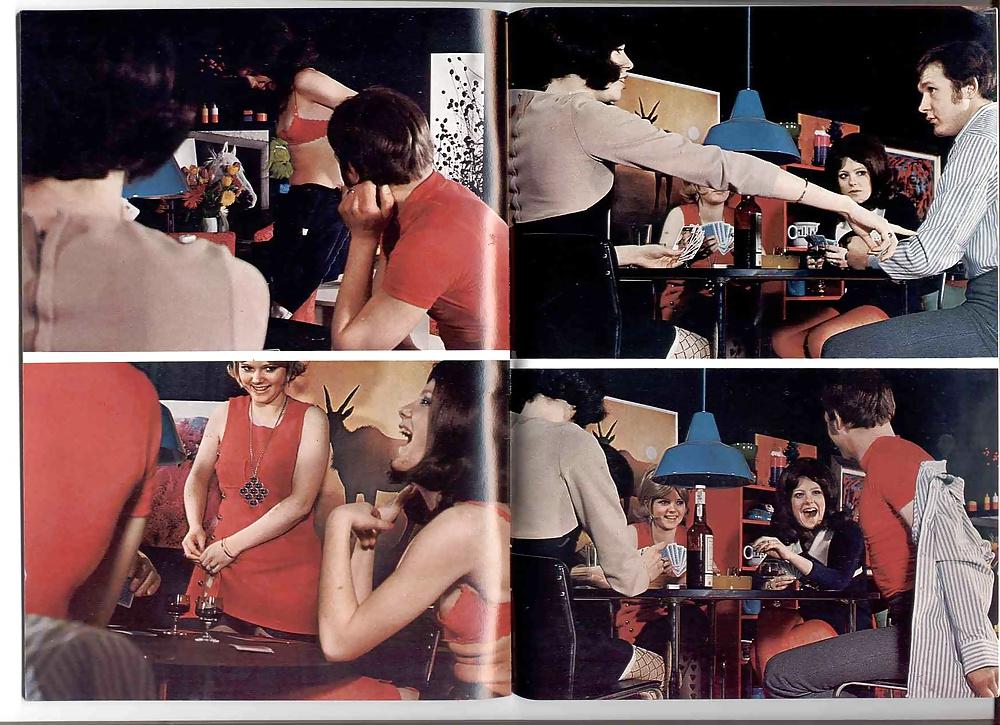 17P Strip Poker - Vintage Mini Mag